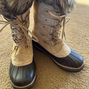 Woman’s SOREL Joan of Arctic Waterproof Boots 🥾